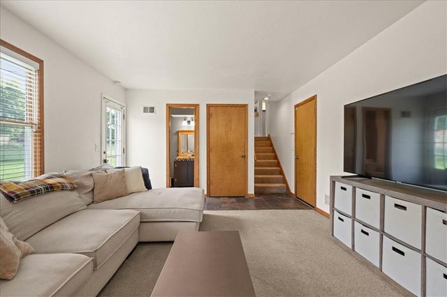 21430 W 181st Terrace, Olathe, KS 66062