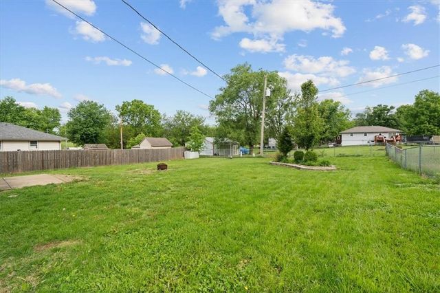 21430 W 181st Terrace, Olathe, KS 66062