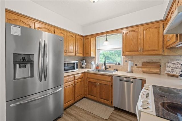 21430 W 181st Terrace, Olathe, KS 66062