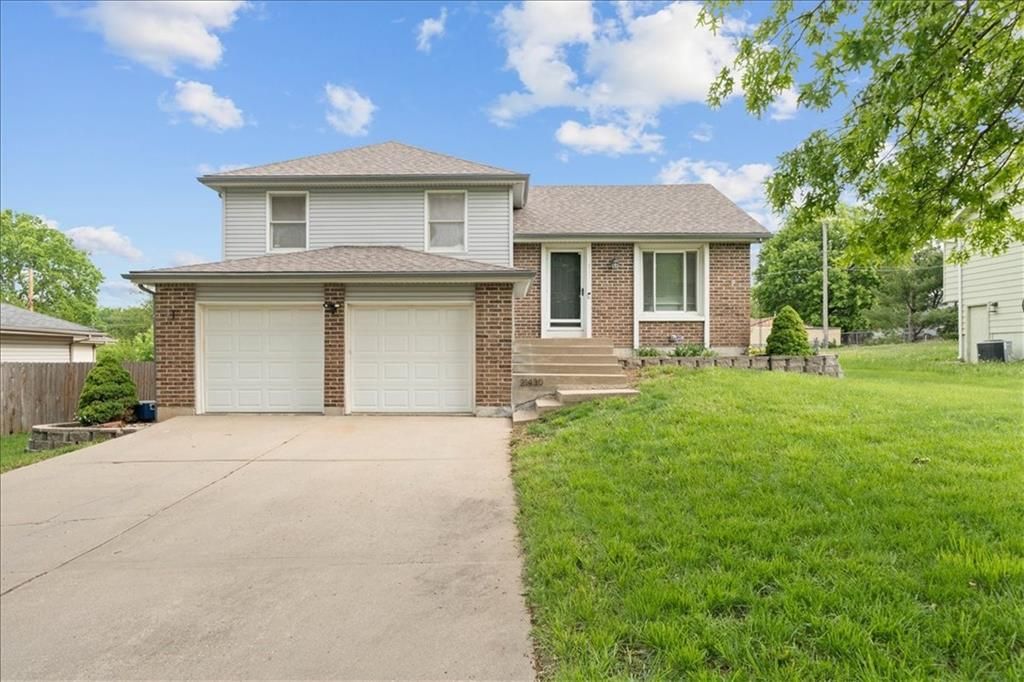 21430 W 181st Terrace, Olathe, KS 66062