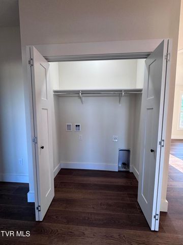 585 Ten Mile View, Jonesborough, TN 37659