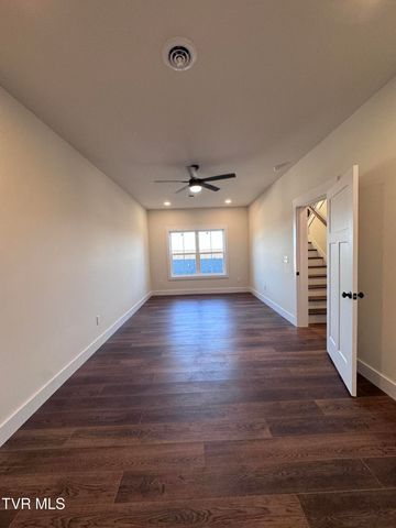 585 Ten Mile View, Jonesborough, TN 37659