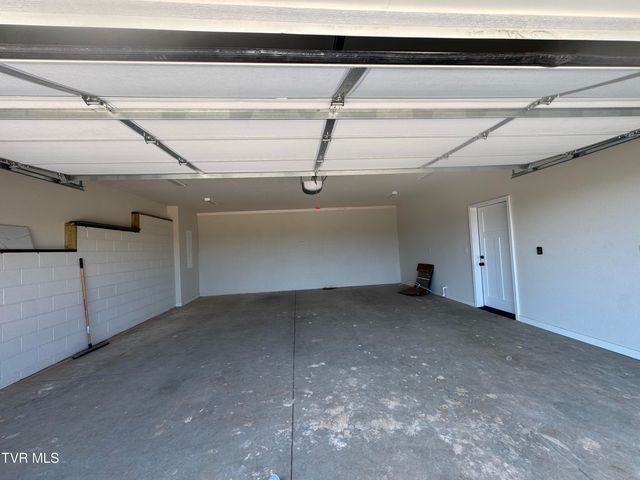 585 Ten Mile View, Jonesborough, TN 37659