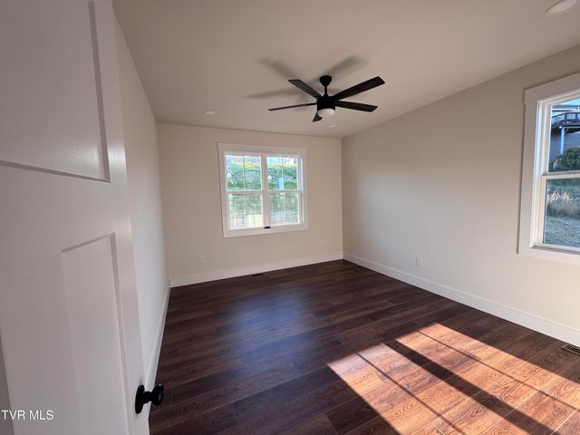 585 Ten Mile View, Jonesborough, TN 37659