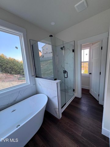 585 Ten Mile View, Jonesborough, TN 37659