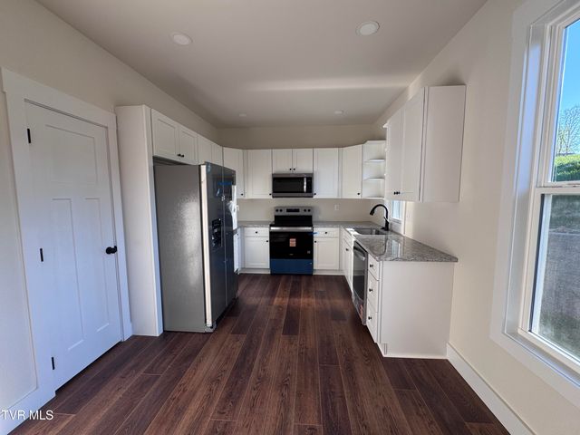 585 Ten Mile View, Jonesborough, TN 37659