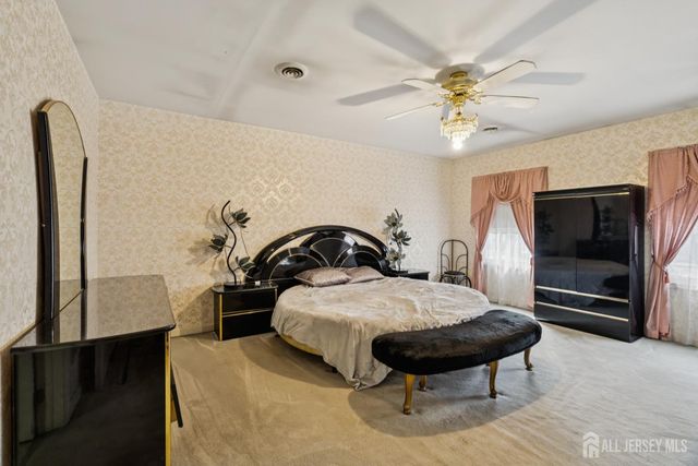 110 Edgewood Avenue, Green Brook, NJ 08812