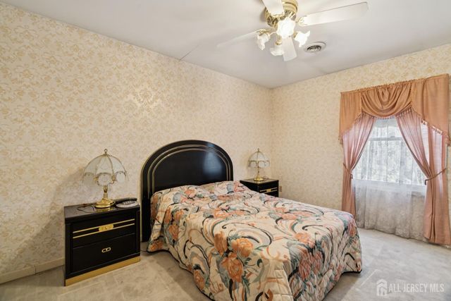 110 Edgewood Avenue, Green Brook, NJ 08812