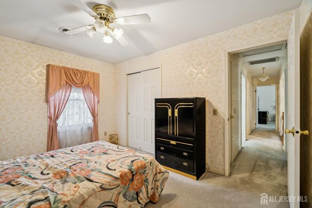 110 Edgewood Avenue, Green Brook, NJ 08812