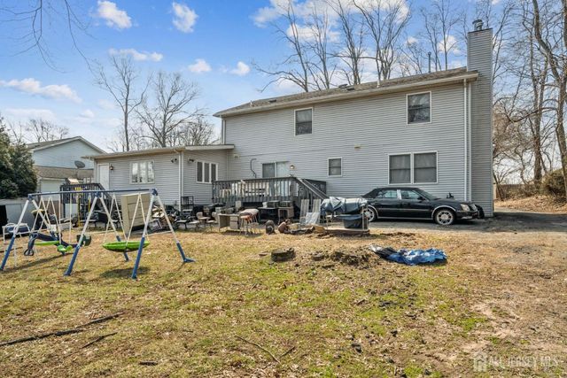 110 Edgewood Avenue, Green Brook, NJ 08812