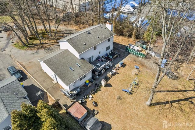 110 Edgewood Avenue, Green Brook, NJ 08812