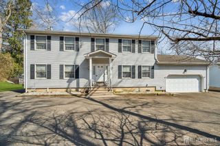 110 Edgewood Avenue, Green Brook, NJ 08812