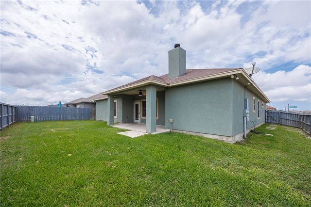 7321 Westerly Ct, Corpus Christi, TX 78414
