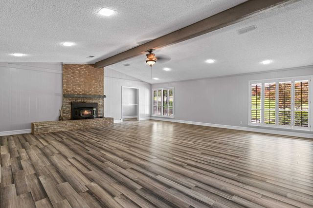 1821 Azalea, Gilmer, TX 75644