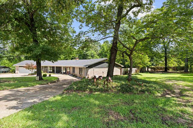 1821 Azalea, Gilmer, TX 75644