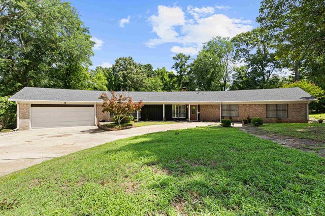 1821 Azalea, Gilmer, TX 75644