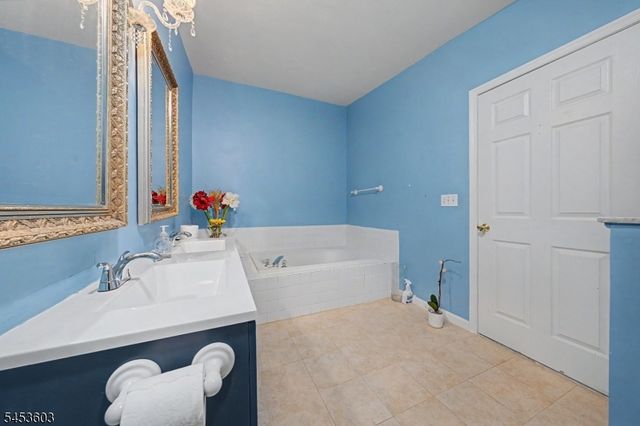 7 Caroline Foster Ct, Morris Twp., NJ 07960
