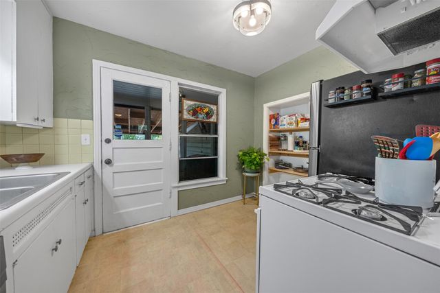 7429 Culver Avenue, Fort Worth, TX 76116