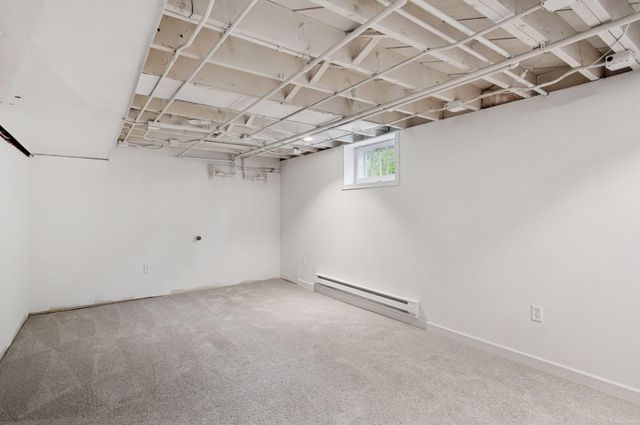 1436 Almond Avenue, Saint Paul, MN 55108