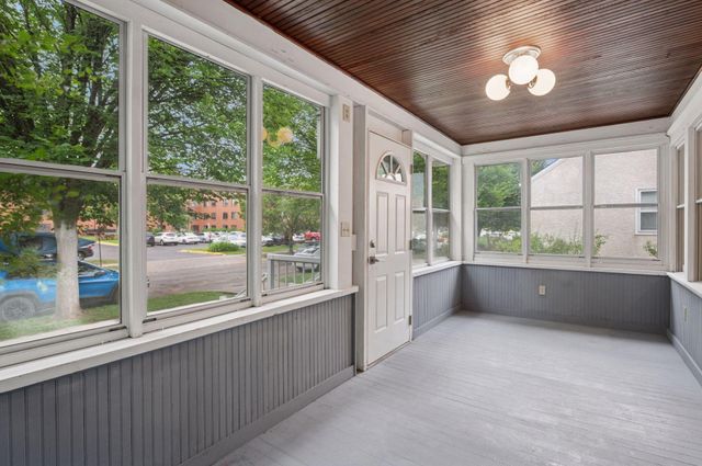 1436 Almond Avenue, Saint Paul, MN 55108