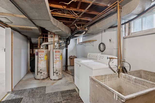 1436 Almond Avenue, Saint Paul, MN 55108