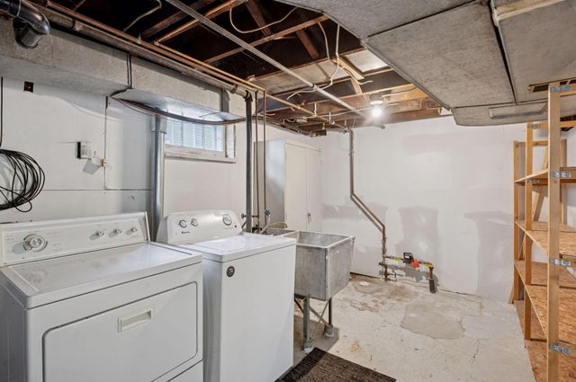 1436 Almond Avenue, Saint Paul, MN 55108