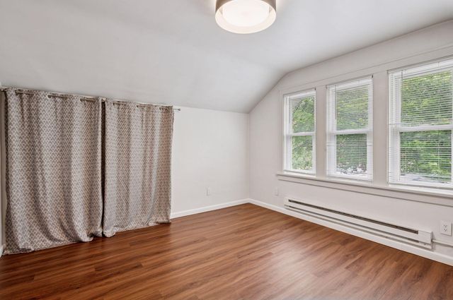 1436 Almond Avenue, Saint Paul, MN 55108