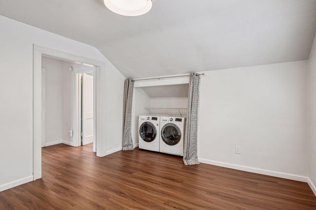 1436 Almond Avenue, Saint Paul, MN 55108