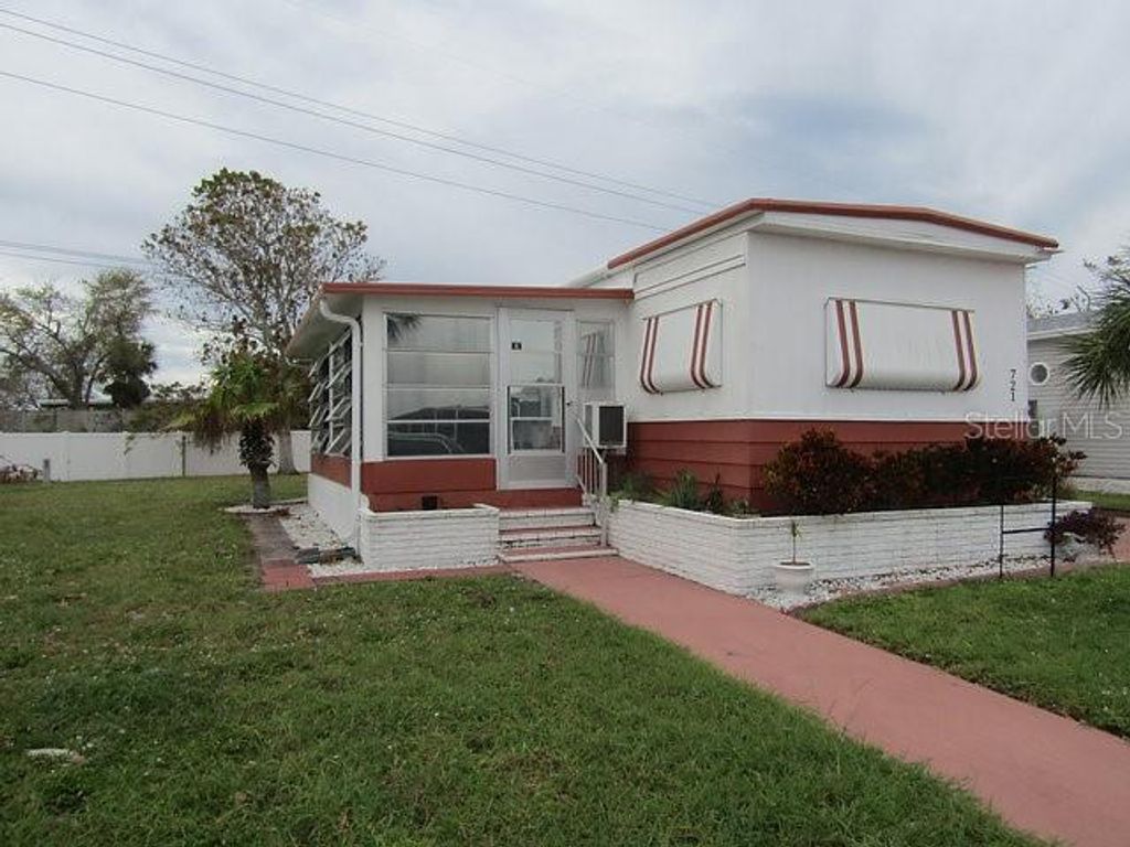 721 ROMA ROAD, Venice, FL 34285