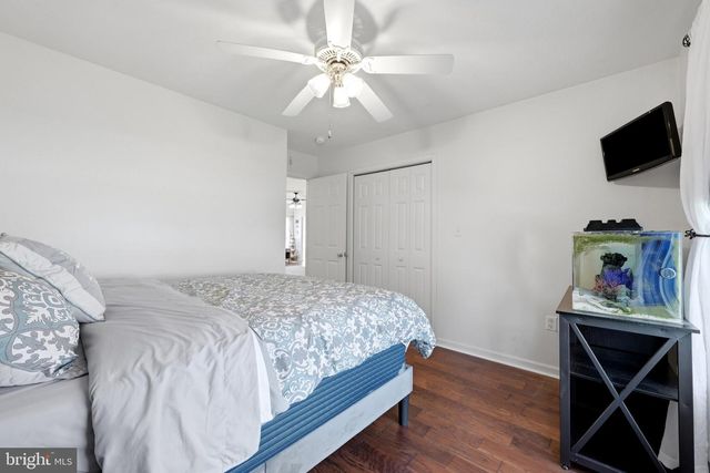 140 PETER RABBIT DR, Ranson, WV 25438