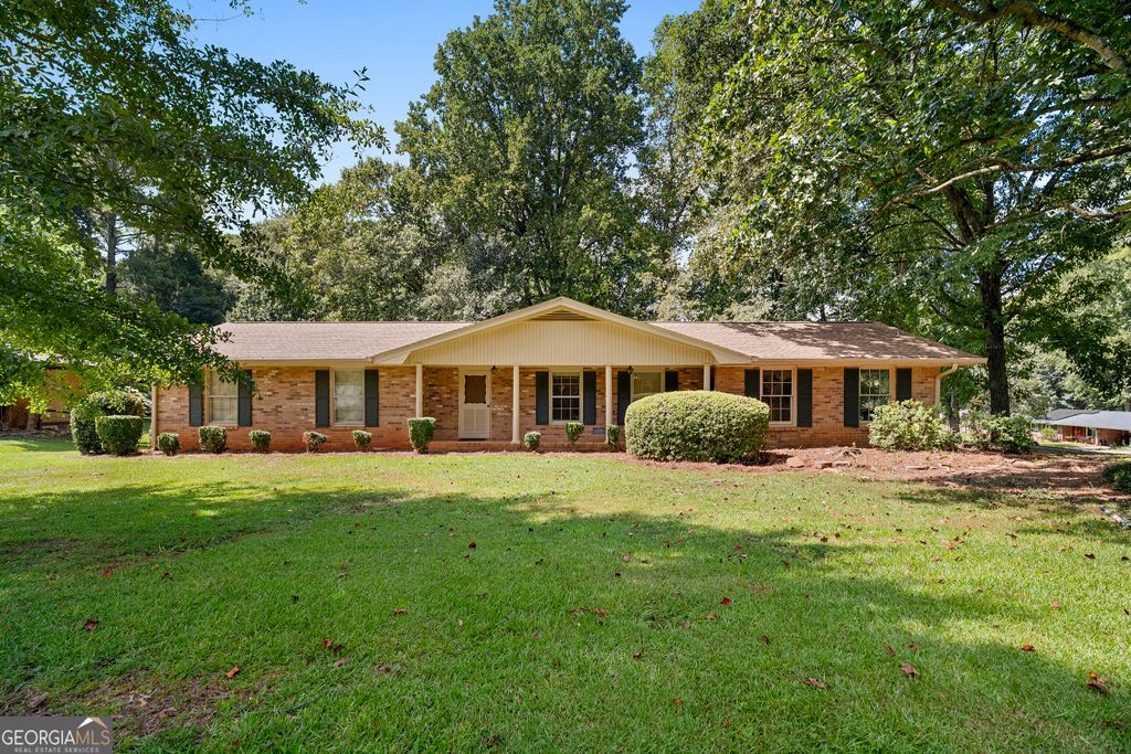 1311 Mary Dale Drive SW, Lilburn, GA 30047 — exterior