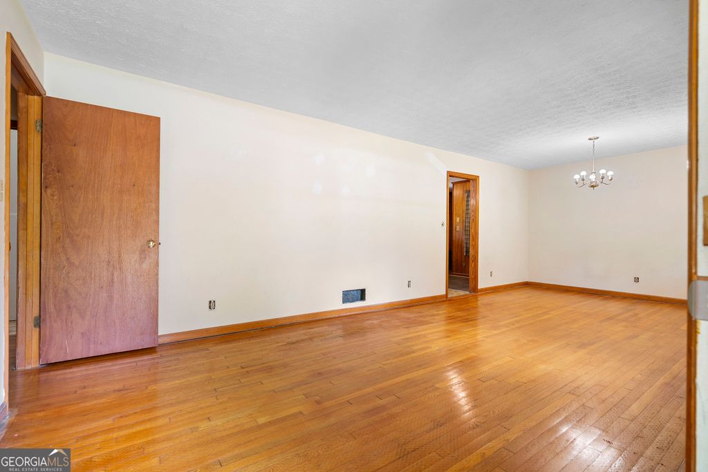 1311 Mary Dale Drive SW, Lilburn, GA 30047 — photo 3