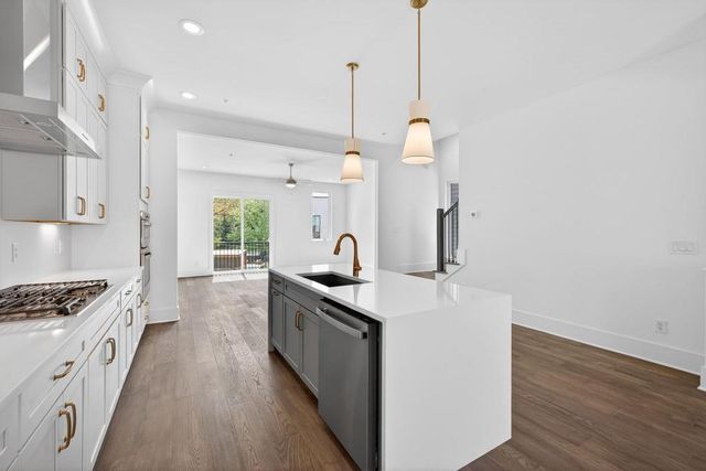 426 Cedar Dust Drive, Decatur, GA 30030
