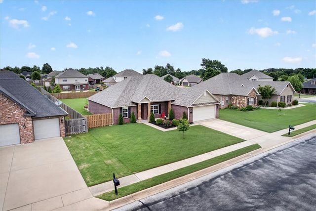 112 Sussex Avenue, Lowell, AR 72745