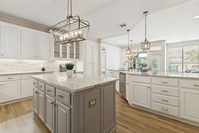 164 Stoneleigh Drive, Heath, TX 75032