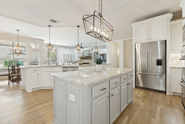 164 Stoneleigh Drive, Heath, TX 75032