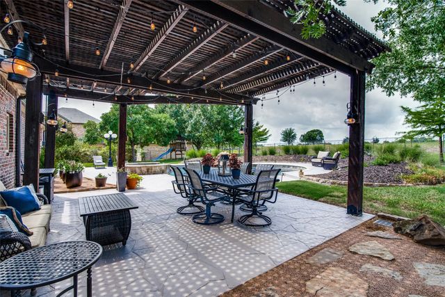 164 Stoneleigh Drive, Heath, TX 75032