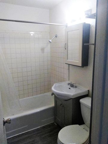 923 SW 29th St, Lawton, OK 73505