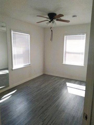 923 SW 29th St, Lawton, OK 73505