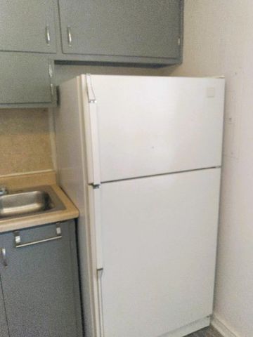 923 SW 29th St, Lawton, OK 73505