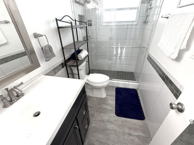 2555 NE 11TH Street 303, Fort Lauderdale, FL 33304