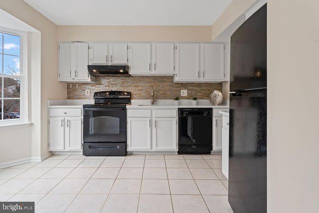 1211 KNOLL MIST LN, Gaithersburg, MD 20879