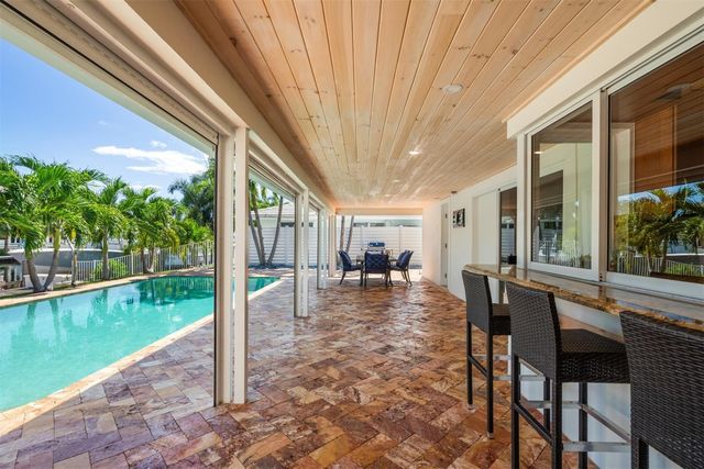 4000 NE 24th Avenue, Lighthouse Point, FL 33064