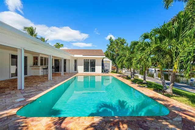 4000 NE 24th Avenue, Lighthouse Point, FL 33064