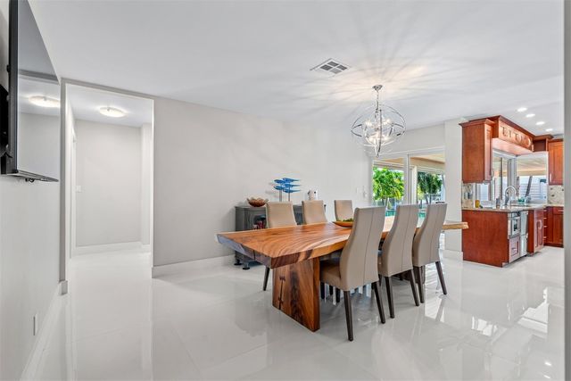 4000 NE 24th Avenue, Lighthouse Point, FL 33064