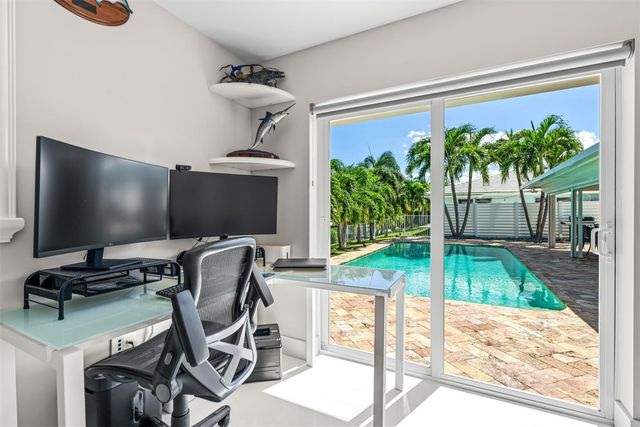 4000 NE 24th Avenue, Lighthouse Point, FL 33064