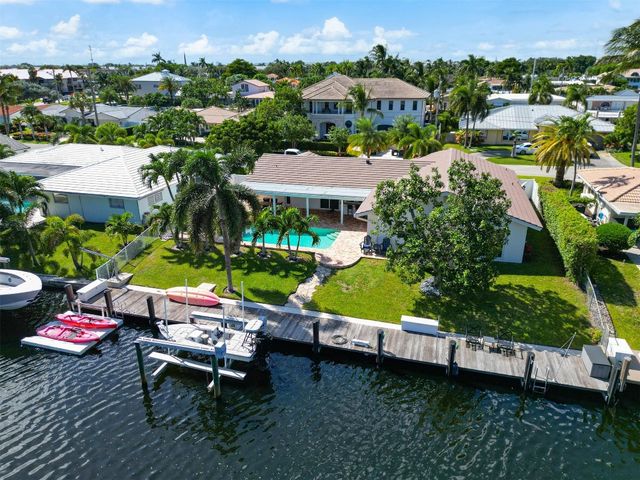 4000 NE 24th Avenue, Lighthouse Point, FL 33064