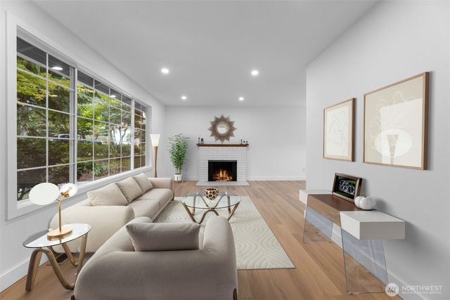 17106 NE 31st Place, Bellevue, WA 98008