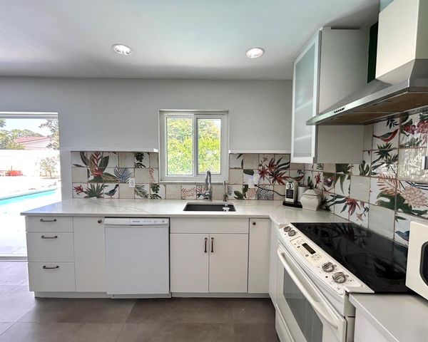 1301 SE Sandpiper Lane, Stuart, FL 34996