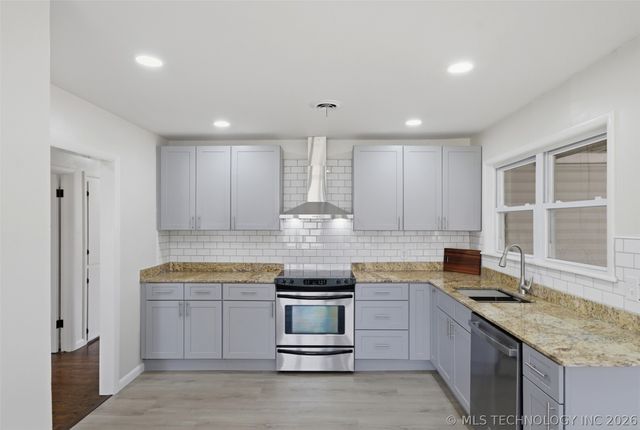 2549 Monta Place, Muskogee, OK 74403